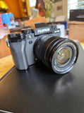 Fujifilm X-T5 Mirrorless Camera with XF18-55mm F2.8-4 R LM OIS Lens - Black-MINT