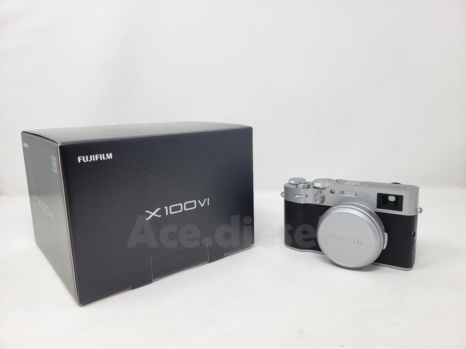 Fujifilm X-Series X100VI 40.2MP Compact Camera - Silver